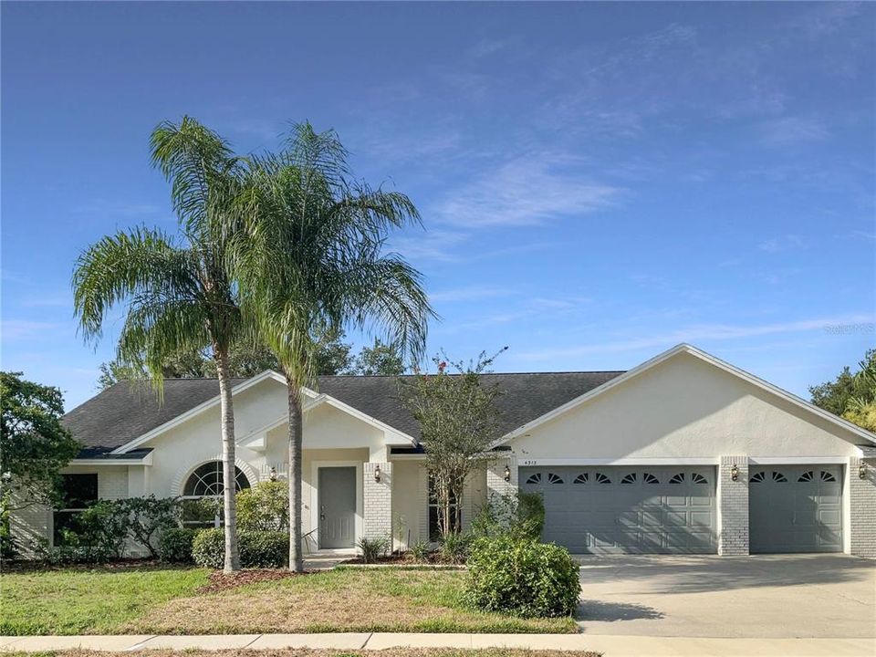 Active With Contract: $476,000 (4 beds, 3 baths, 2360 Square Feet)