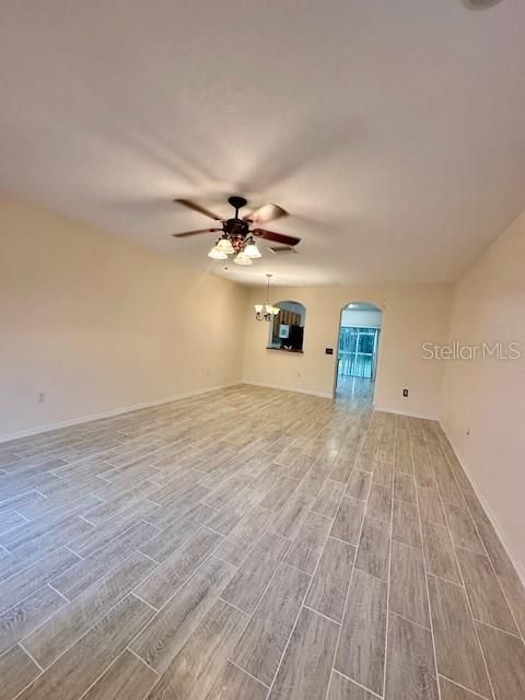 For Sale: $259,900 (2 beds, 2 baths, 1248 Square Feet)