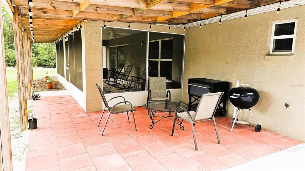 En Venta: $349,900 (3 camas, 2 baños, 1572 Pies cuadrados)