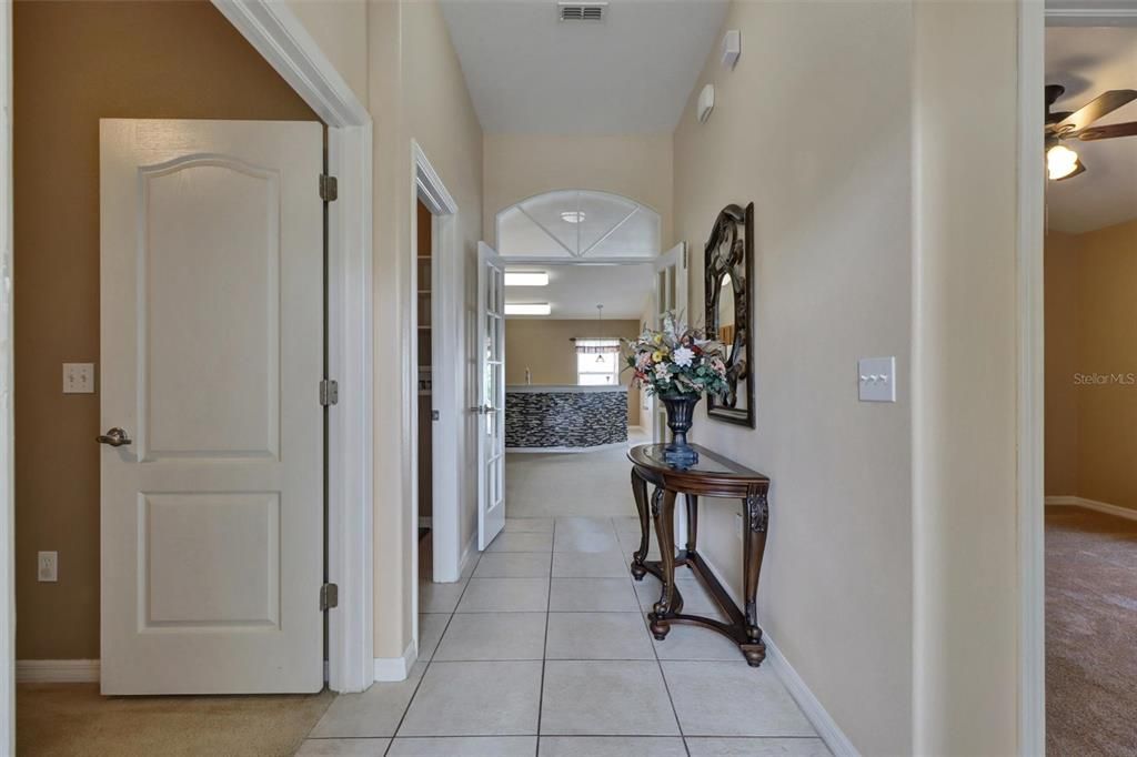 For Sale: $349,900 (4 beds, 2 baths, 1746 Square Feet)