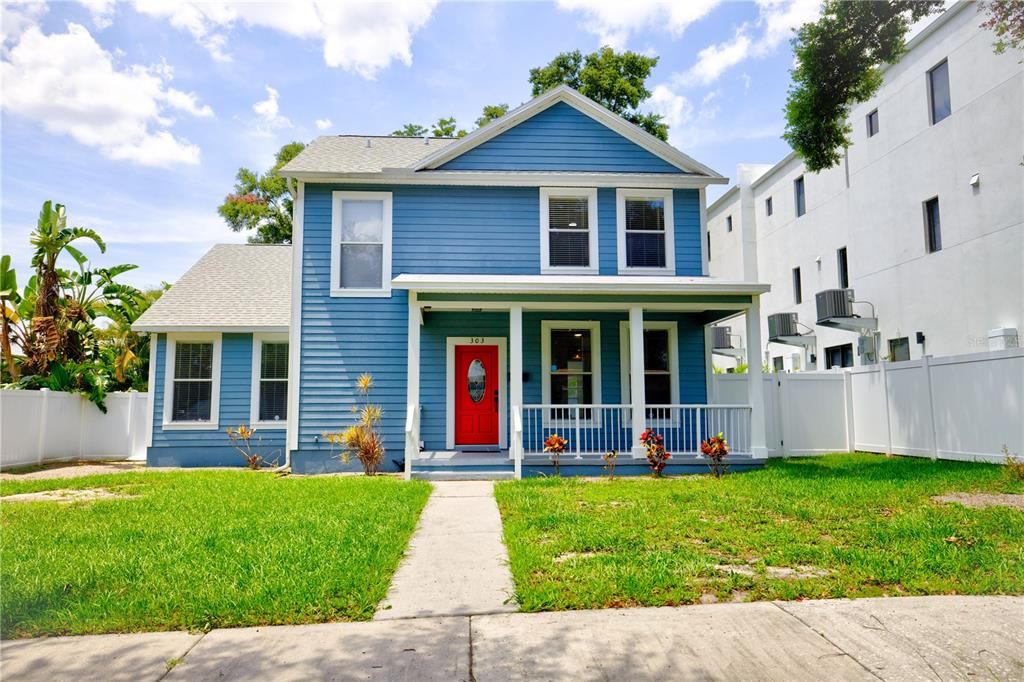 Active With Contract: $739,000 (3 beds, 2 baths, 1992 Square Feet)