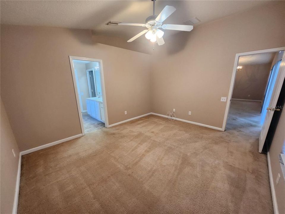 For Rent: $2,250 (3 beds, 2 baths, 1513 Square Feet)