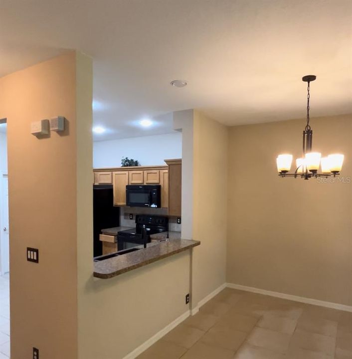 For Sale: $369,000 (2 beds, 2 baths, 1378 Square Feet)