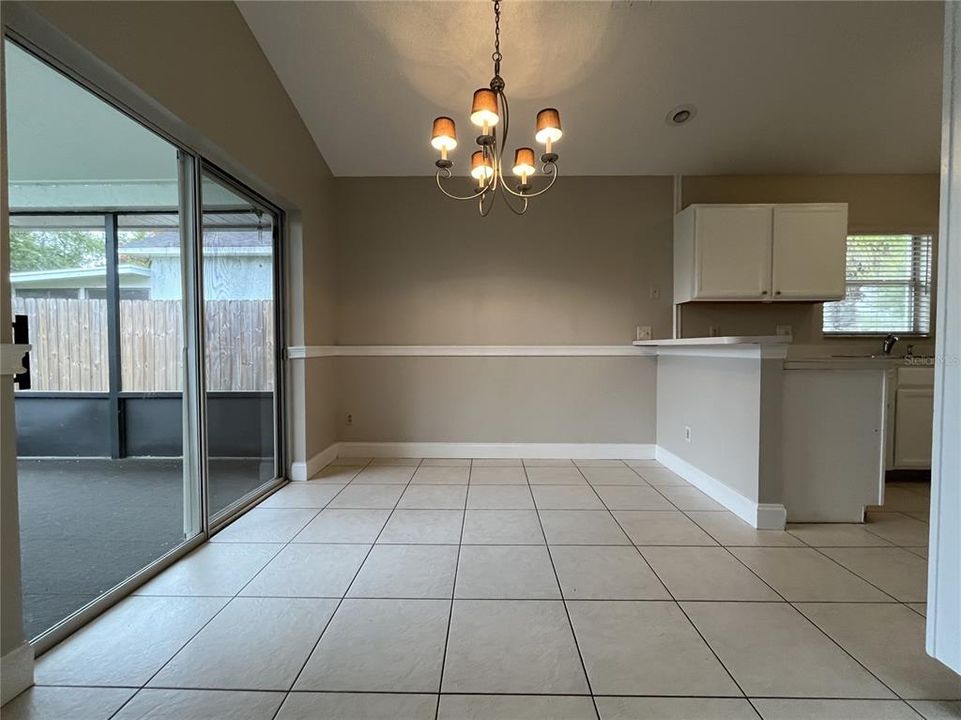 For Rent: $2,299 (3 beds, 2 baths, 1371 Square Feet)