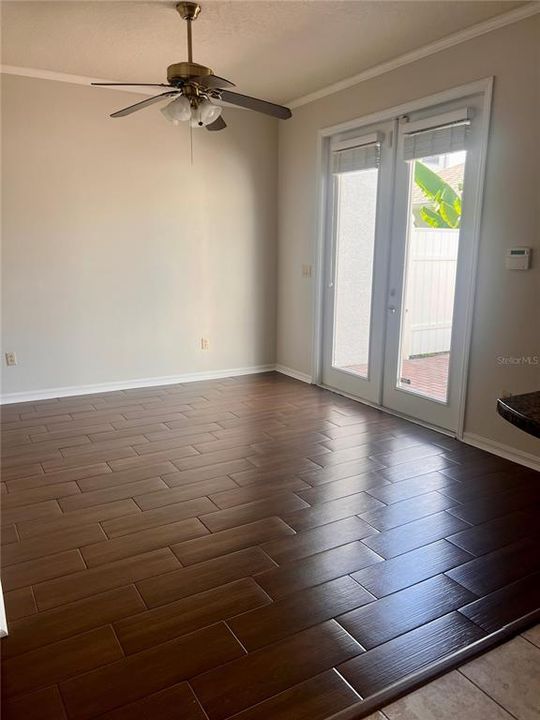 Recently Rented: $2,300 (3 beds, 2 baths, 1460 Square Feet)