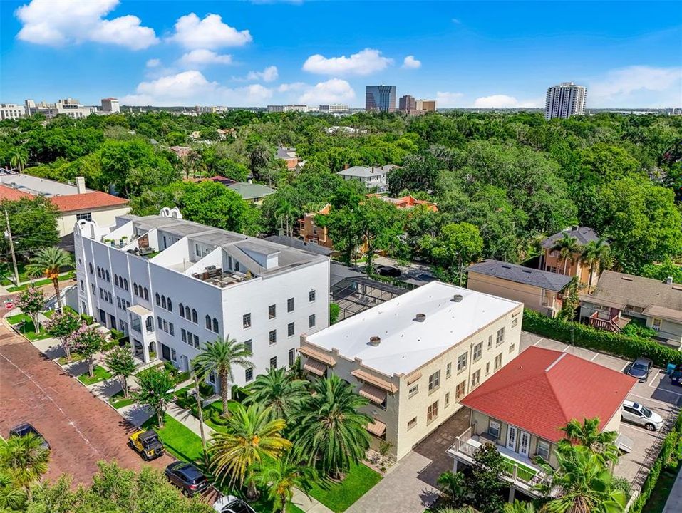 The Villas of Lake Eola!