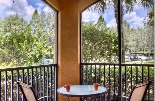 Active With Contract: $320,000 (2 beds, 2 baths, 1145 Square Feet)