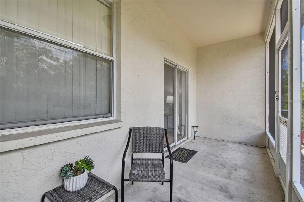 Active With Contract: $335,000 (3 beds, 2 baths, 1465 Square Feet)