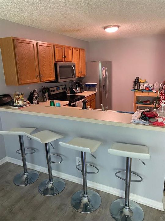 For Rent: $1,900 (2 beds, 2 baths, 1296 Square Feet)