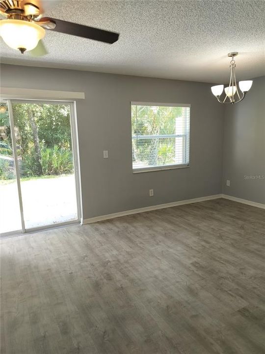 For Rent: $1,900 (2 beds, 2 baths, 1296 Square Feet)