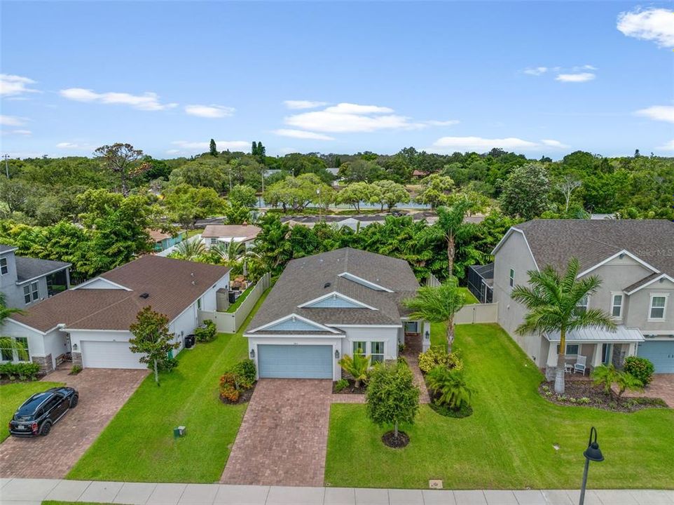 For Sale: $625,000 (4 beds, 2 baths, 2083 Square Feet)