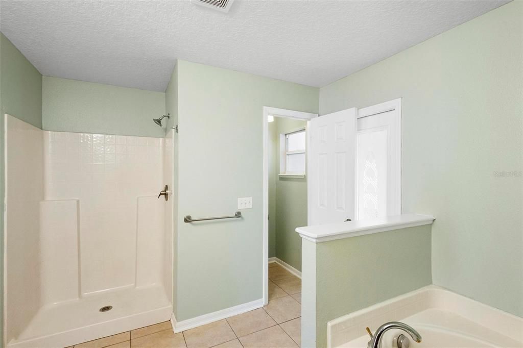 Active With Contract: $359,900 (4 beds, 2 baths, 2091 Square Feet)