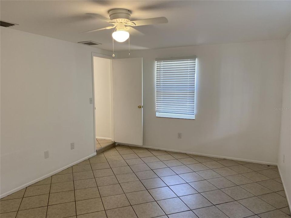 For Rent: $2,395 (3 beds, 2 baths, 1770 Square Feet)