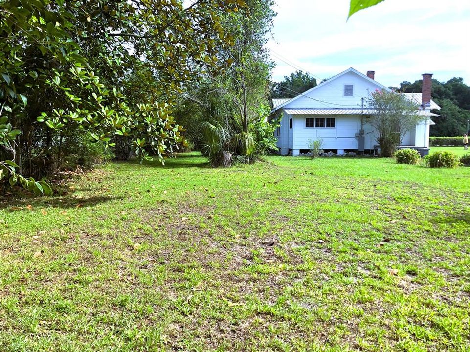 NE CORNER LOOKING DIAGANOLLY ACROSS PROPERTY TO SW CORNER