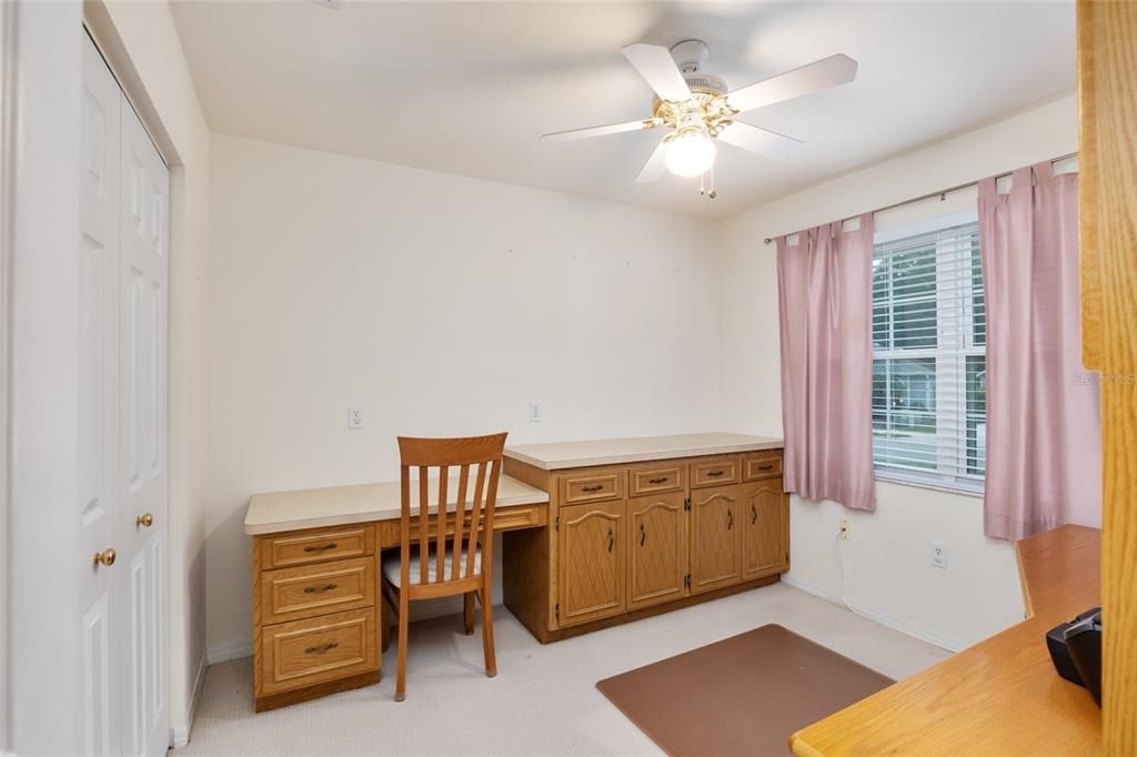 For Sale: $360,000 (4 beds, 2 baths, 1820 Square Feet)