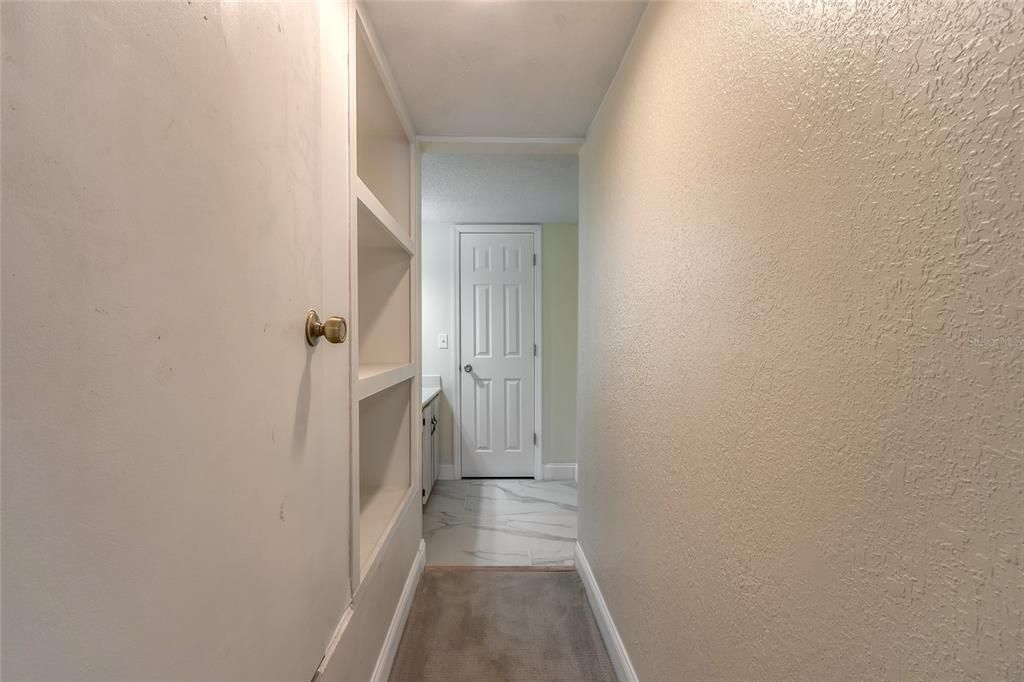 For Sale: $359,000 (2 beds, 2 baths, 2199 Square Feet)