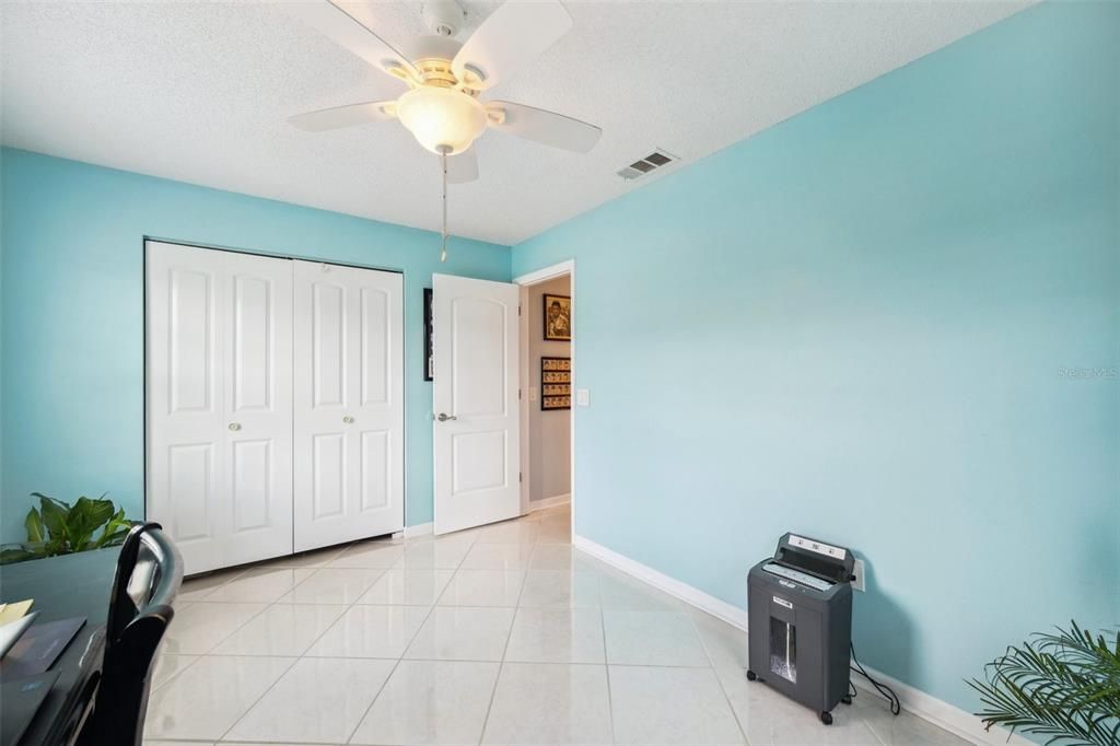 For Sale: $379,900 (3 beds, 2 baths, 1500 Square Feet)