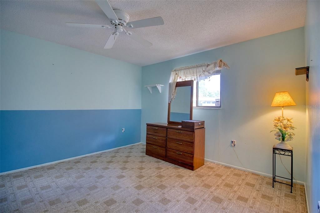 For Sale: $155,000 (2 beds, 2 baths, 1096 Square Feet)