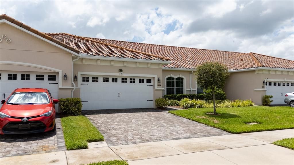 For Sale: $410,000 (3 beds, 2 baths, 1838 Square Feet)