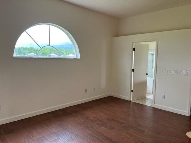 For Rent: $2,600 (3 beds, 2 baths, 1645 Square Feet)