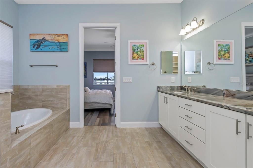 Large bathroom with spa tub