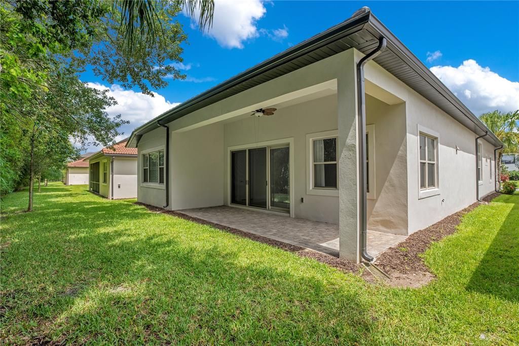 For Sale: $839,000 (3 beds, 3 baths, 2353 Square Feet)