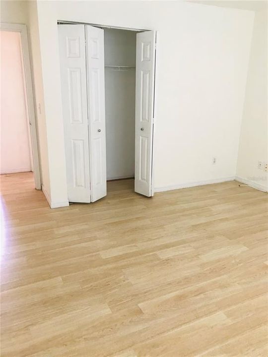 Upstairs 2nd Bedroom Closet