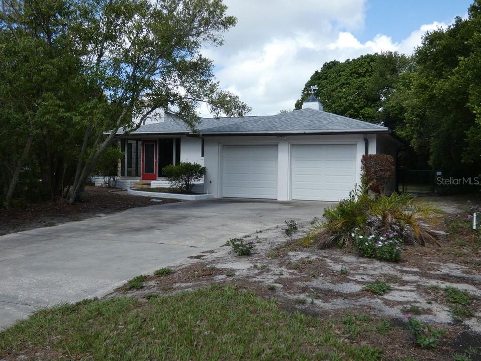 For Sale: $509,000 (3 beds, 3 baths, 1913 Square Feet)