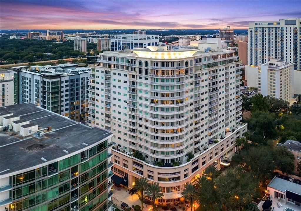 Welcome home to high rise, luxury living in downtown Orlando at its best.