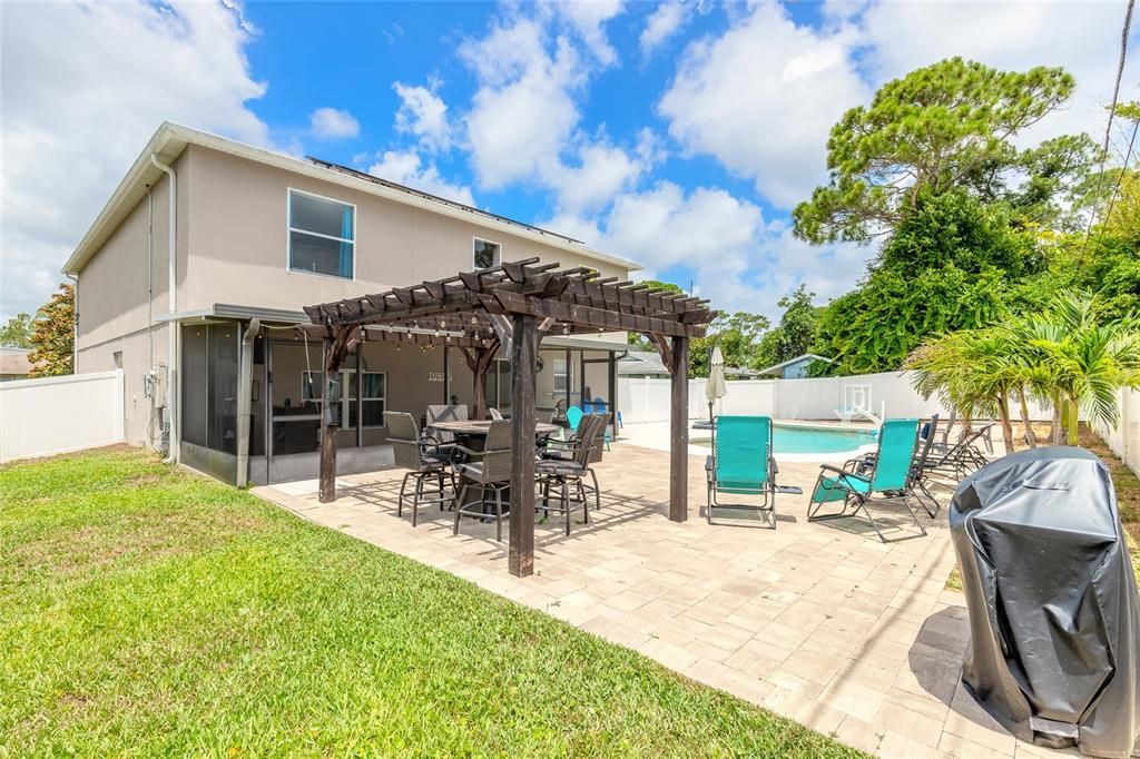 For Sale: $499,000 (4 beds, 2 baths, 2616 Square Feet)