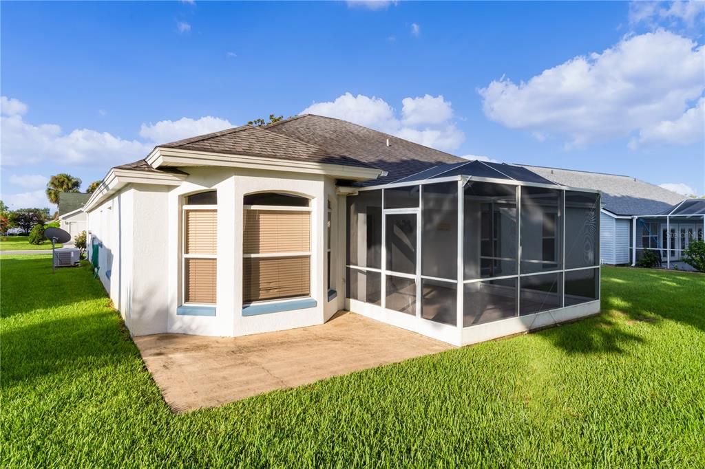 For Sale: $345,000 (3 beds, 2 baths, 1930 Square Feet)