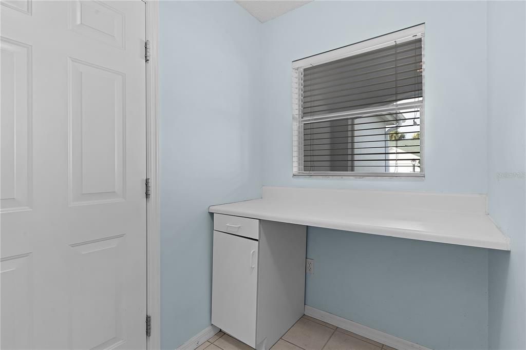 Built-In Desk in Laundry Room