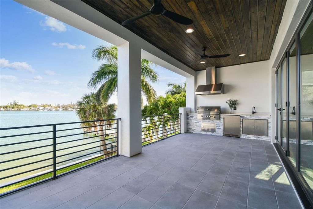 2nd Floor Covered Balcony with Outdoor Grill