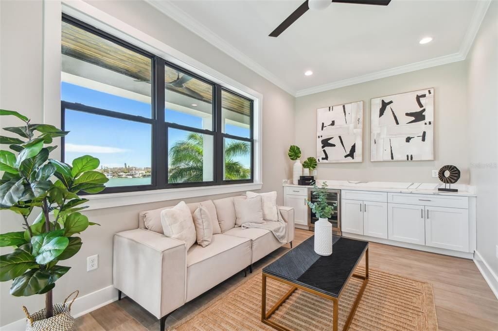 Master Sitting Area & Wet Bar