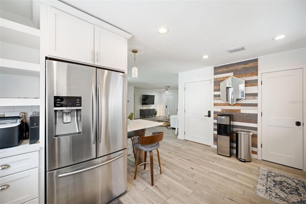 For Sale: $623,500 (2 beds, 2 baths, 1380 Square Feet)