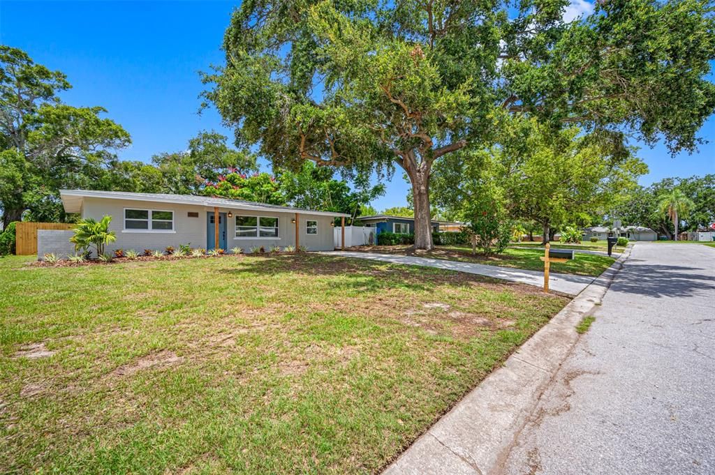 For Sale: $339,000 (3 beds, 1 baths, 1134 Square Feet)