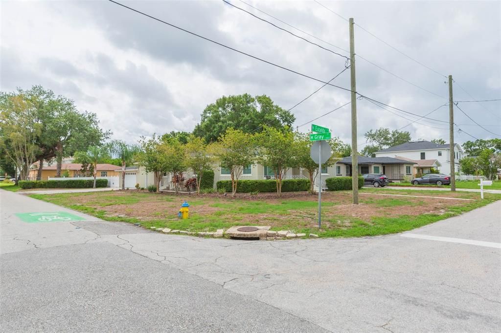 For Sale: $849,000 (3 beds, 2 baths, 1844 Square Feet)