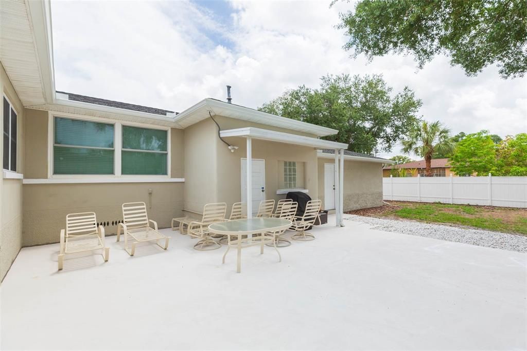 For Sale: $849,000 (3 beds, 2 baths, 1844 Square Feet)