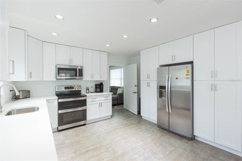 For Sale: $849,000 (3 beds, 2 baths, 1844 Square Feet)