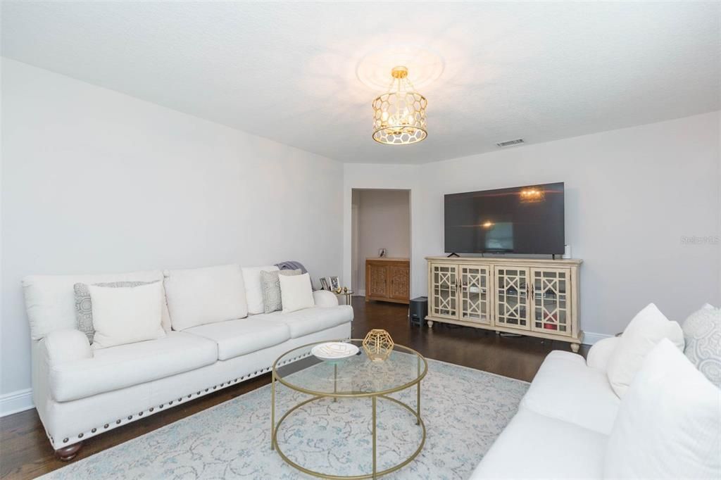 For Sale: $849,000 (3 beds, 2 baths, 1844 Square Feet)