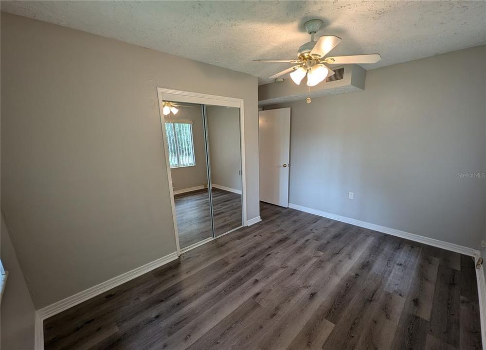 For Sale: $319,500 (4 beds, 2 baths, 1562 Square Feet)