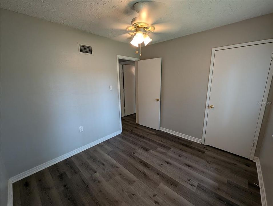 For Sale: $319,500 (4 beds, 2 baths, 1562 Square Feet)