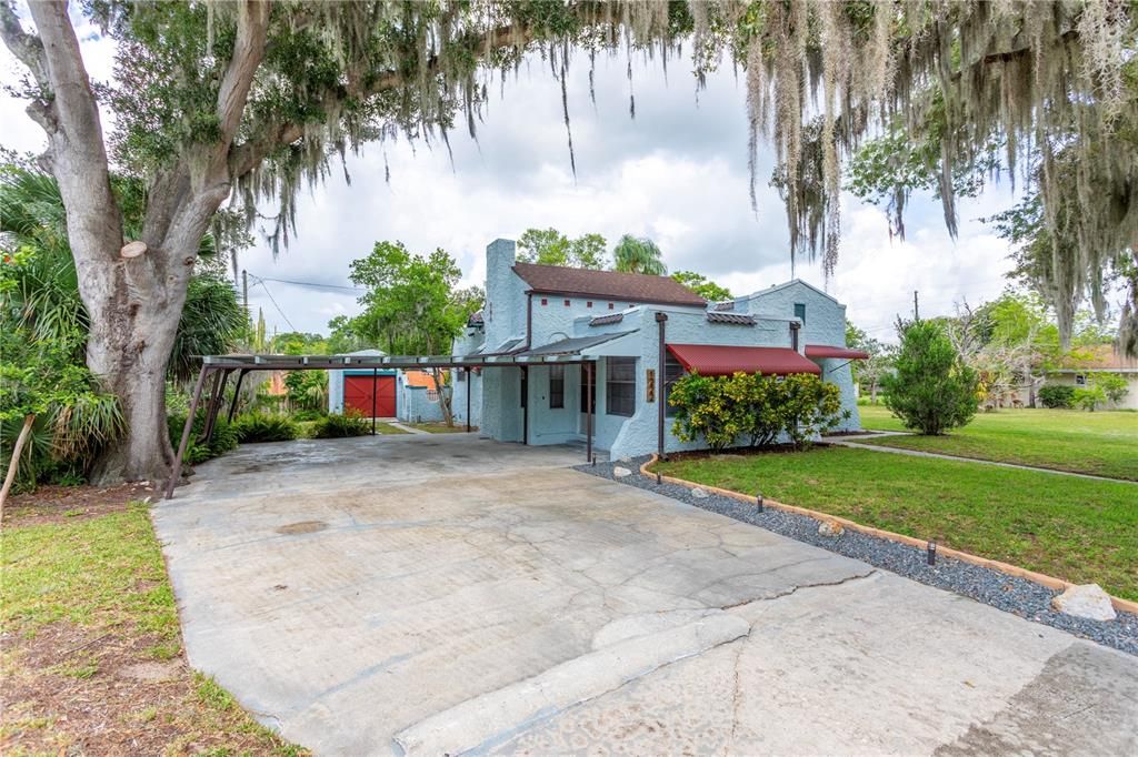 For Sale: $370,000 (3 beds, 2 baths, 1238 Square Feet)