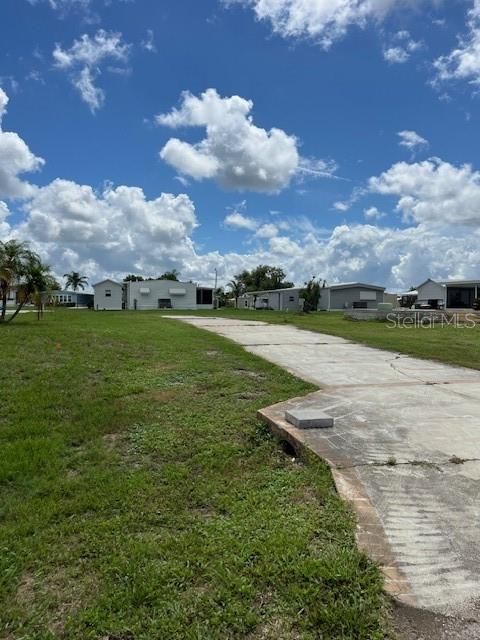 En Venta: $65,000 (0.19 acres)