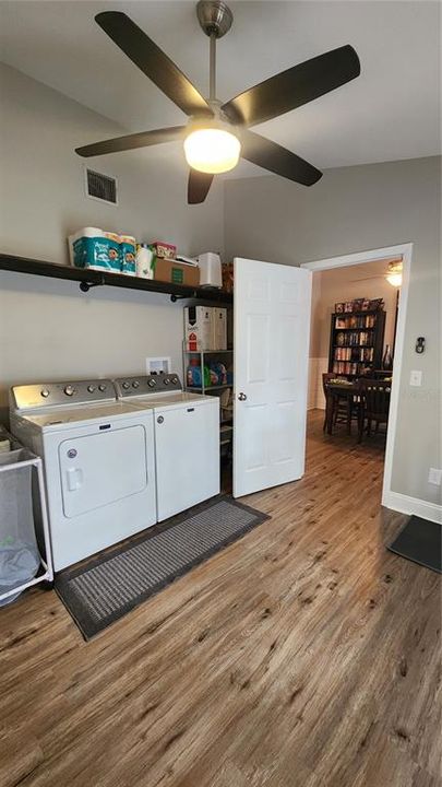 For Sale: $469,900 (3 beds, 2 baths, 1344 Square Feet)