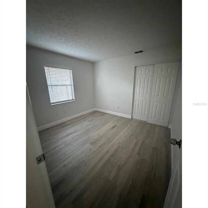 For Sale: $375,000 (3 beds, 2 baths, 1279 Square Feet)