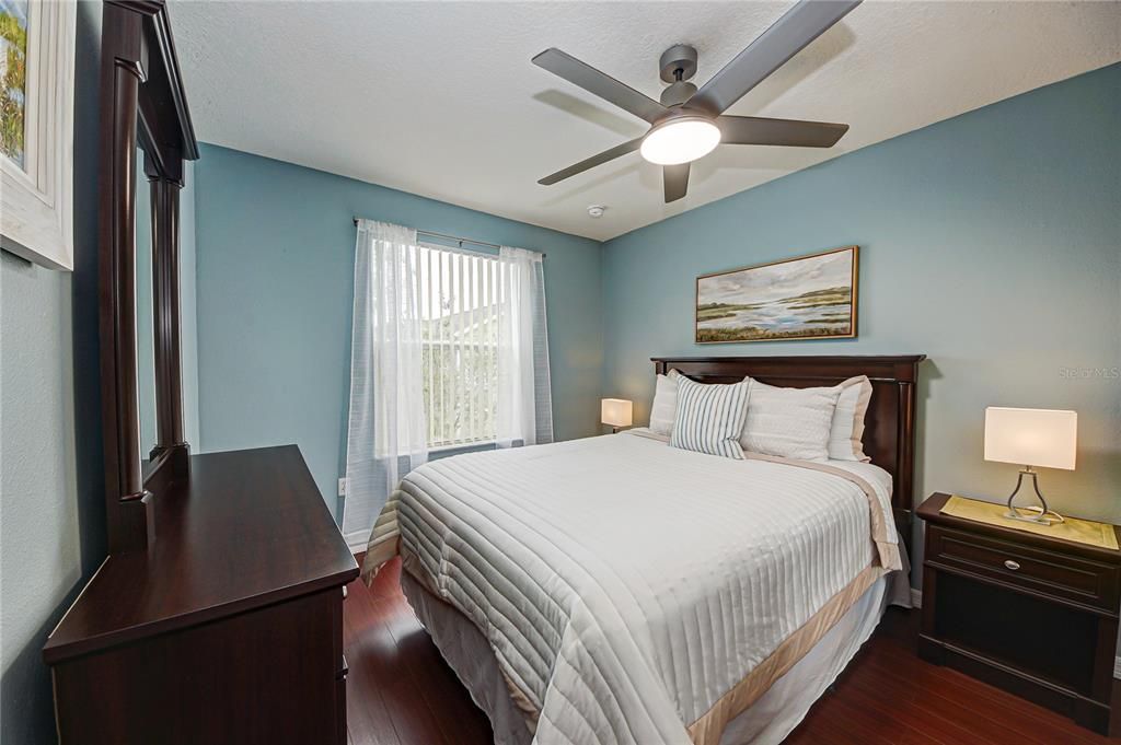 For Sale: $275,000 (3 beds, 2 baths, 1357 Square Feet)