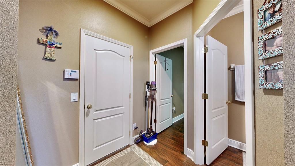 Garage,Laundry Room, Powder Room