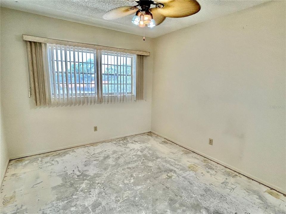 For Sale: $160,000 (2 beds, 2 baths, 1080 Square Feet)