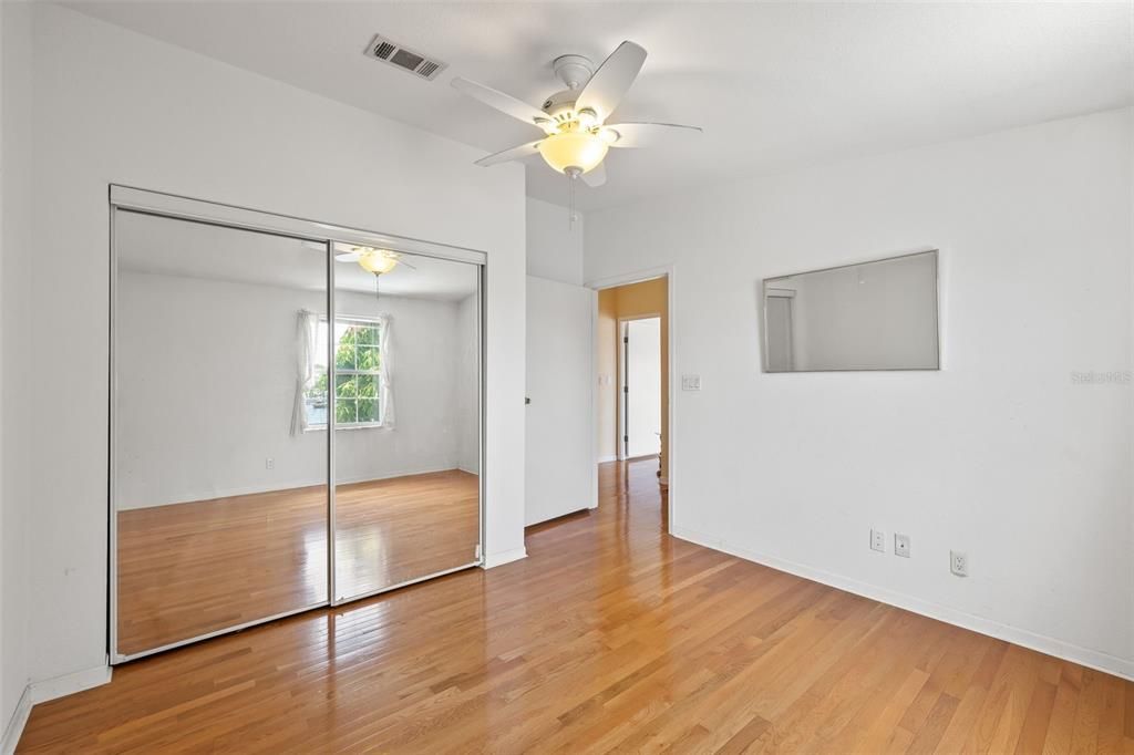 For Sale: $559,000 (2 beds, 2 baths, 1674 Square Feet)